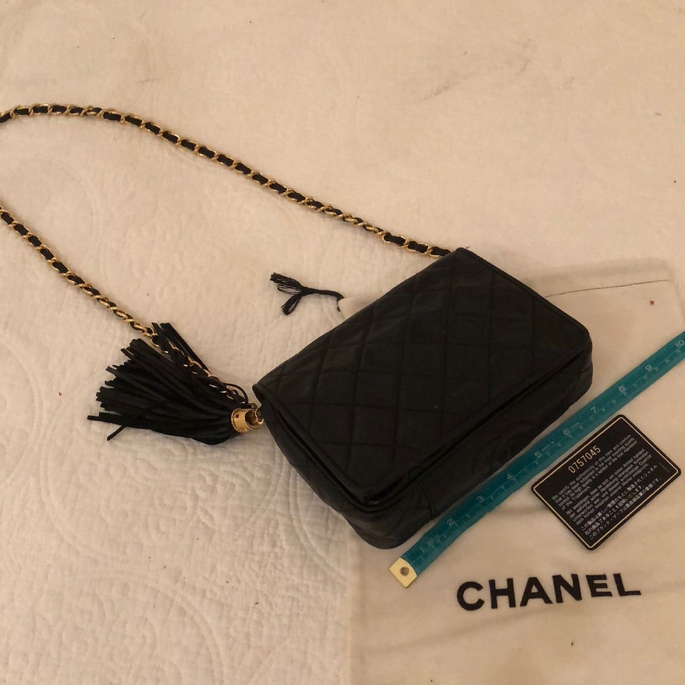CHANEL Tassel chain shoulder bag or clutch